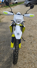 Charger l'image dans la galerie, Husqvarna 701 Enduro modèle 2020*