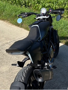Husqvarna 701 Svartpilen 2019/