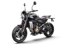 Charger l&#39;image dans la galerie, Husqvarna 801 Svartpilen 2025