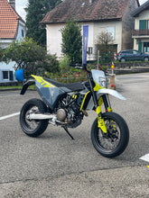 Load image into Gallery viewer, HVA 701 Supermoto model 2024